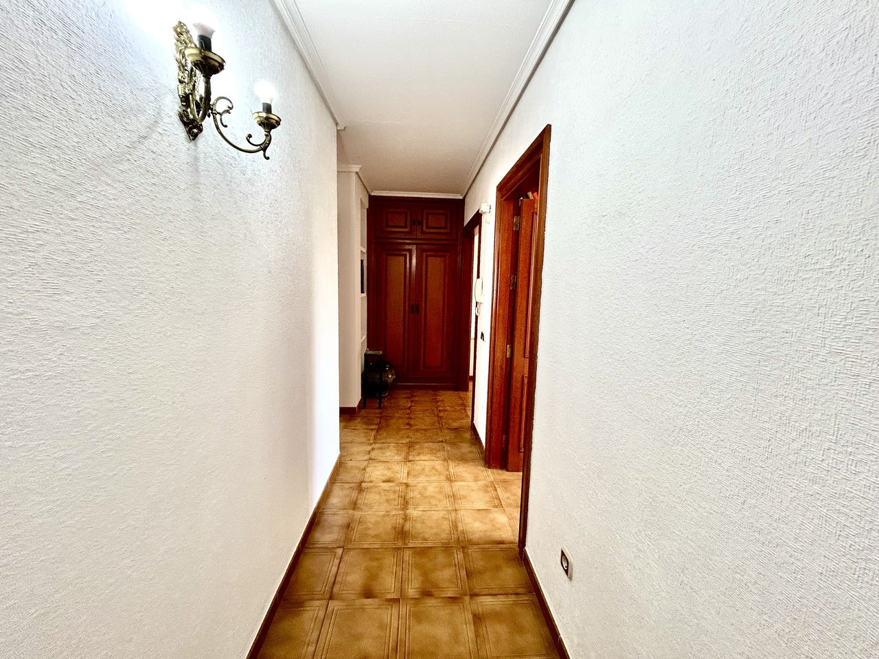 Villa en venta en Santiago De La Ribera