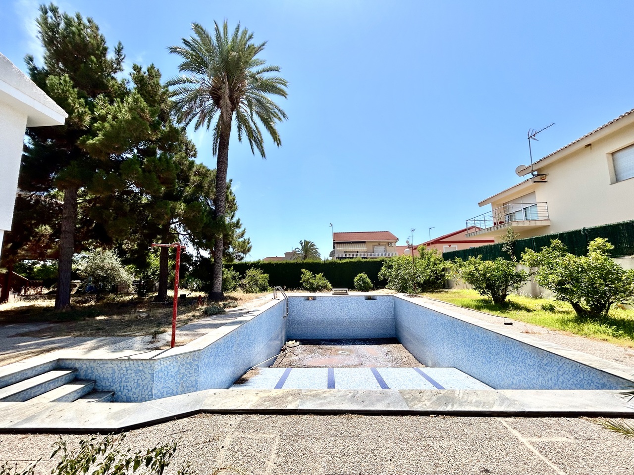 Villa en venta en Santiago De La Ribera