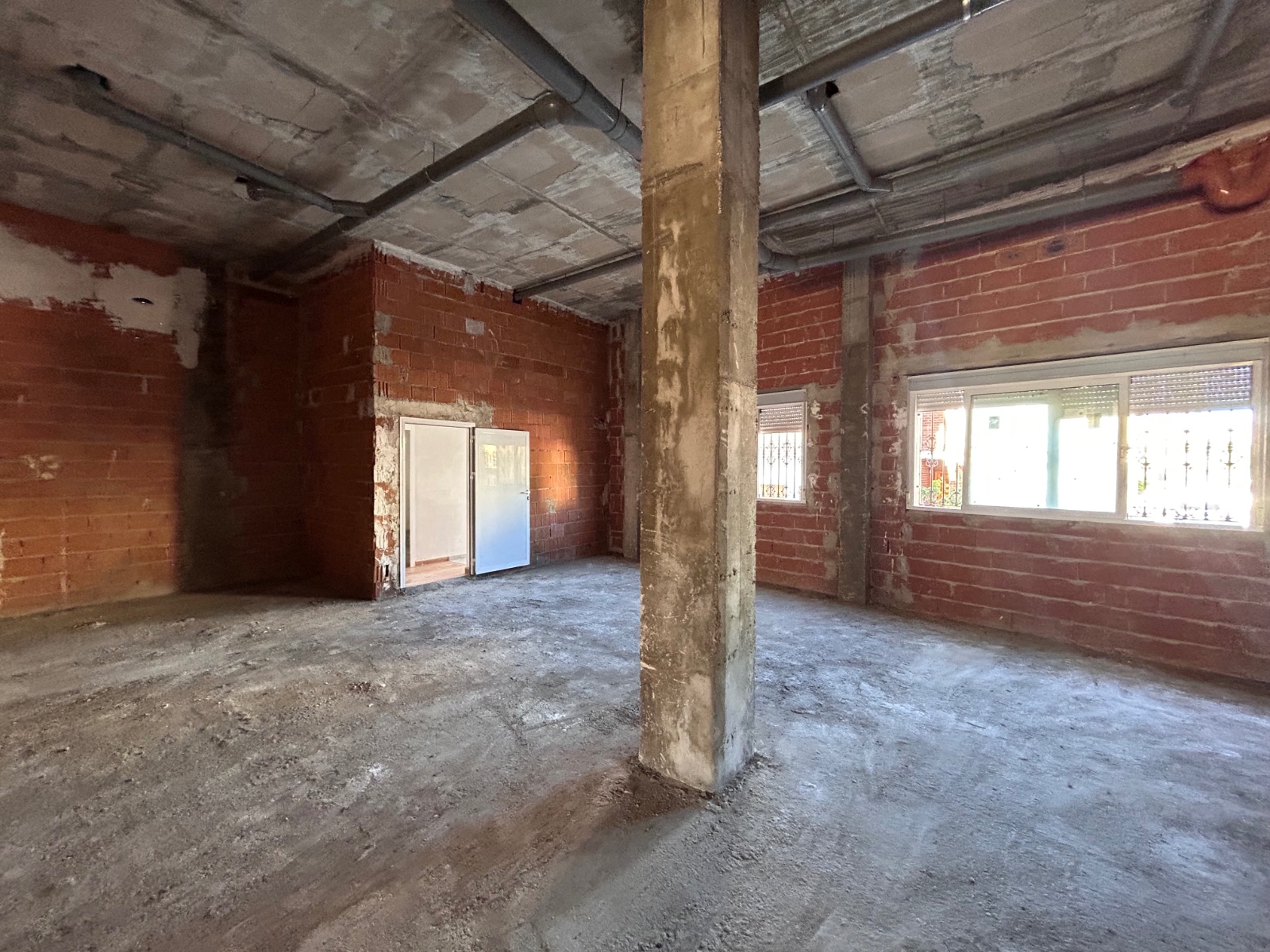 Commercial unit for sale in Jacarilla, Alicante, Spain