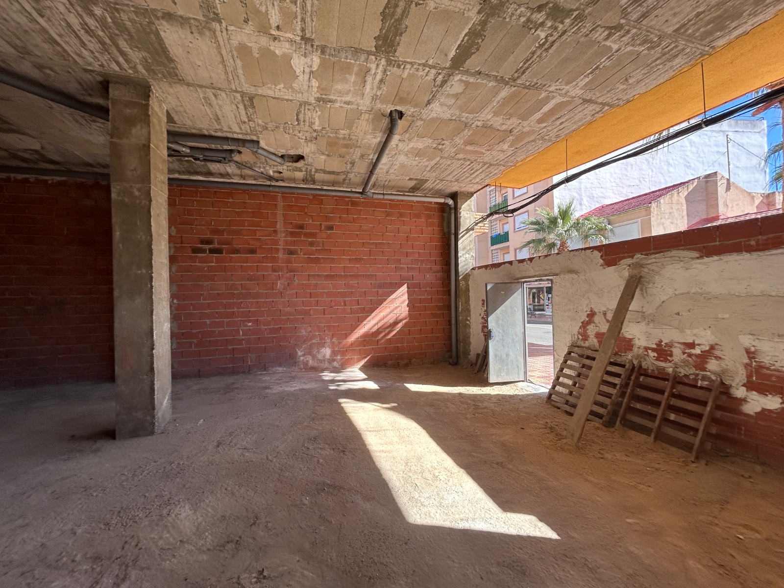 Commercial unit for sale in Jacarilla, Alicante, Spain