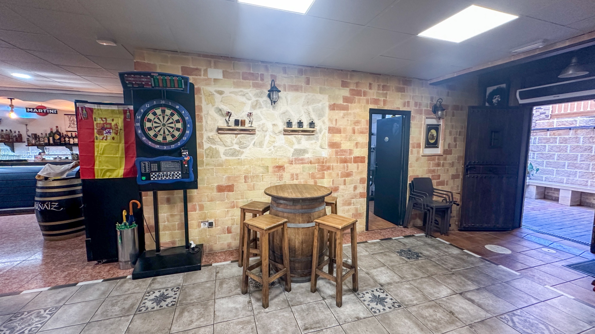 Commercial unit for sale in Torrevieja, Alicante, Spain