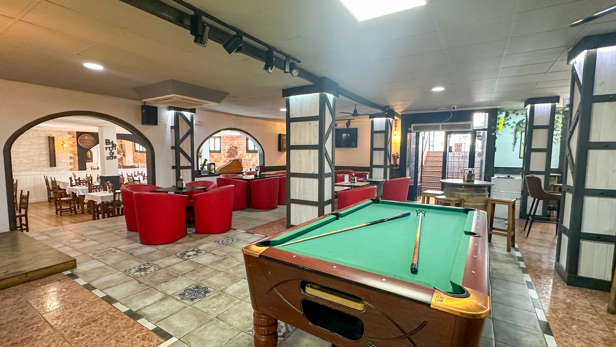 Commercial unit for sale in Torrevieja, Alicante, Spain