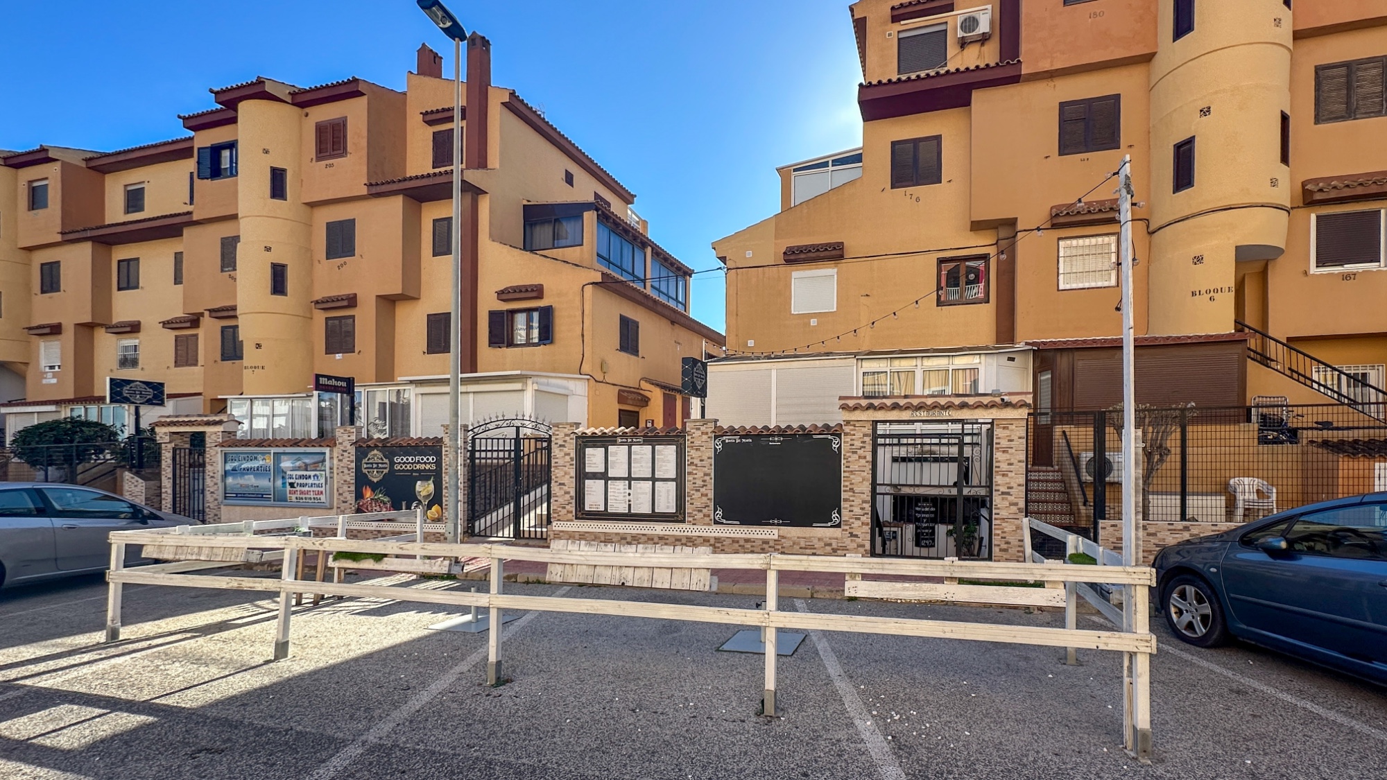 Commercial unit for sale in Torrevieja, Alicante, Spain
