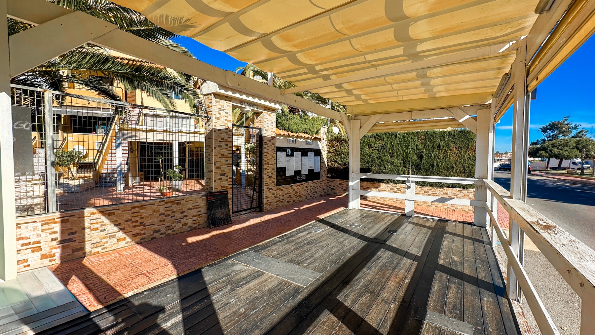 Commercial unit for sale in Torrevieja, Alicante, Spain