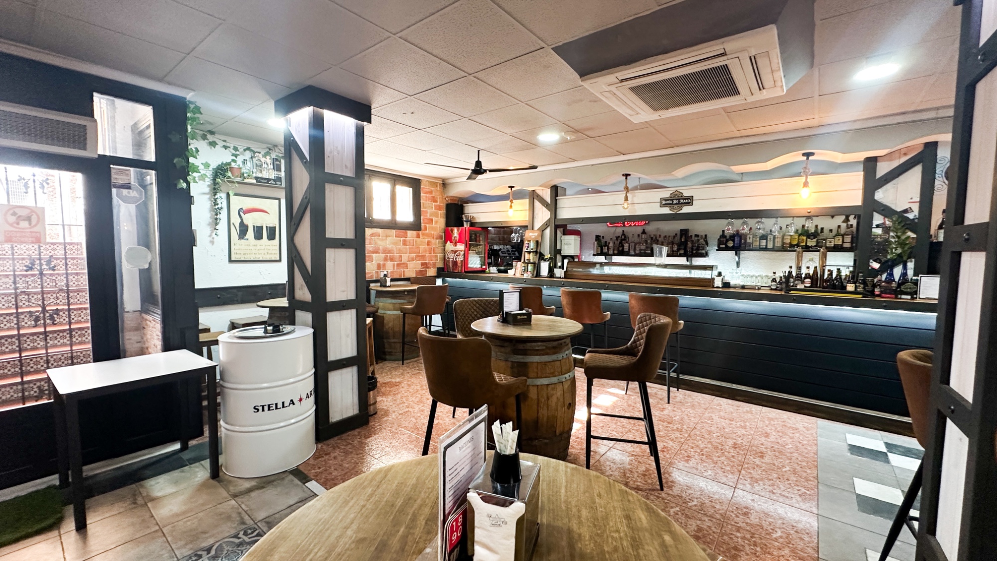 Commercial unit for sale in Torrevieja, Alicante, Spain