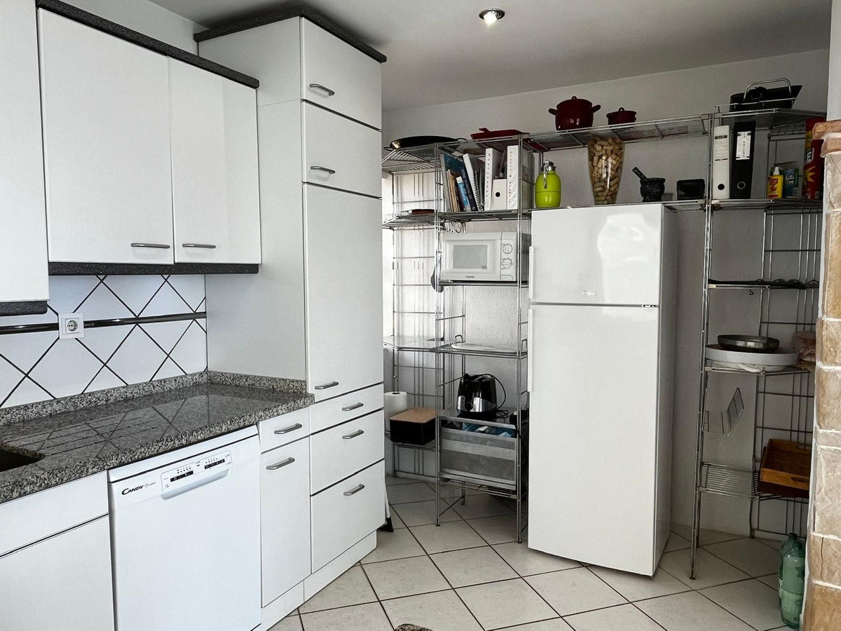 Villa for sale in Almuñecar, Granada, Spain