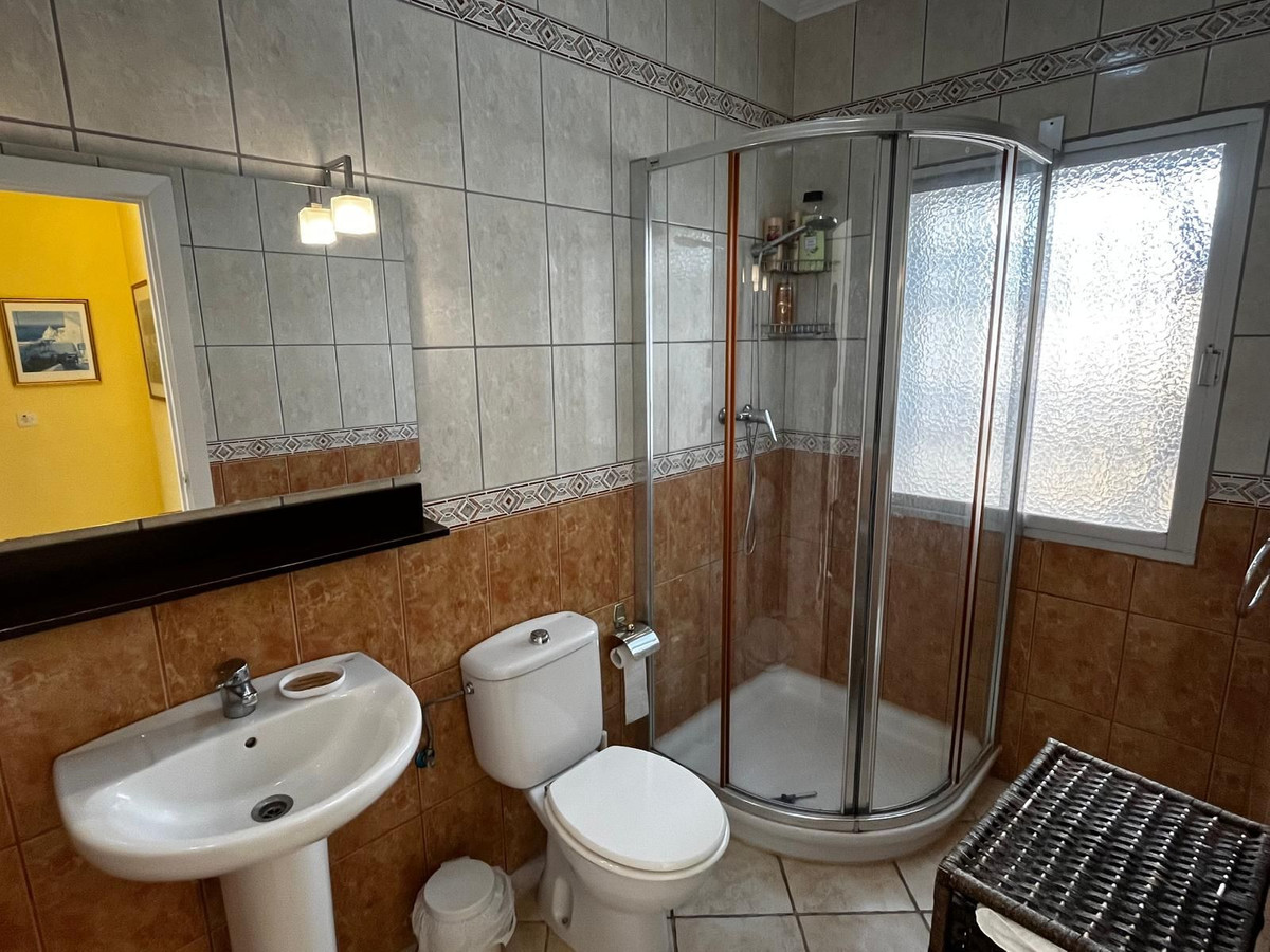 Villa for sale in Almuñecar, Granada, Spain