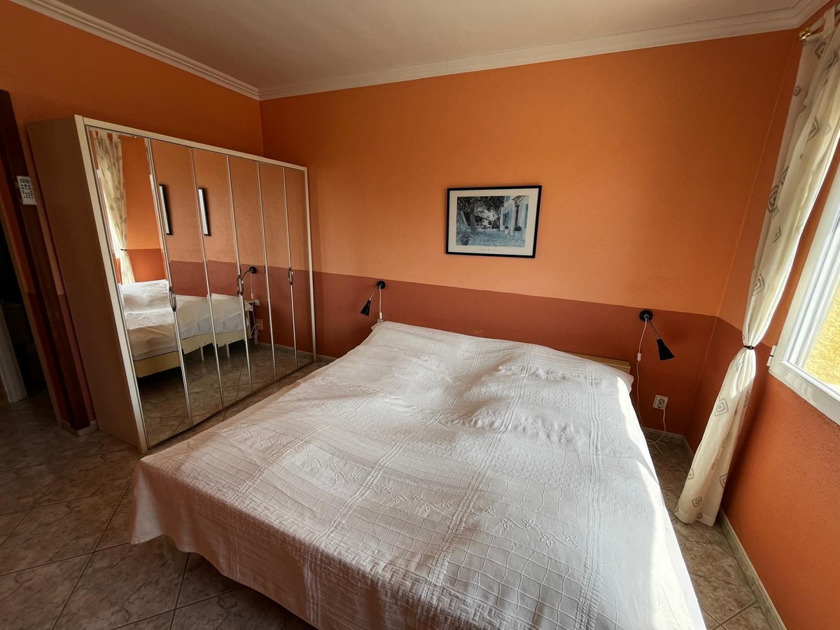 Villa for sale in Almuñecar, Granada, Spain