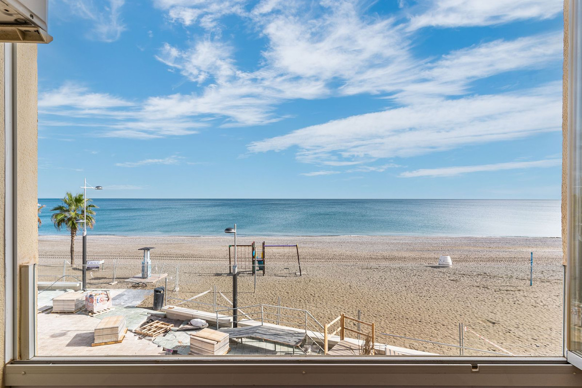Apartment for sale in San Luis De Sabinillas, Málaga, Spain