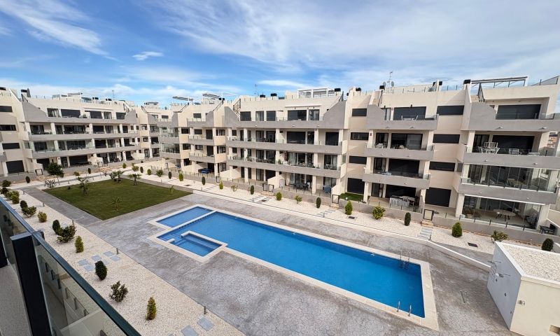 Piso en venta en Orihuela Costa