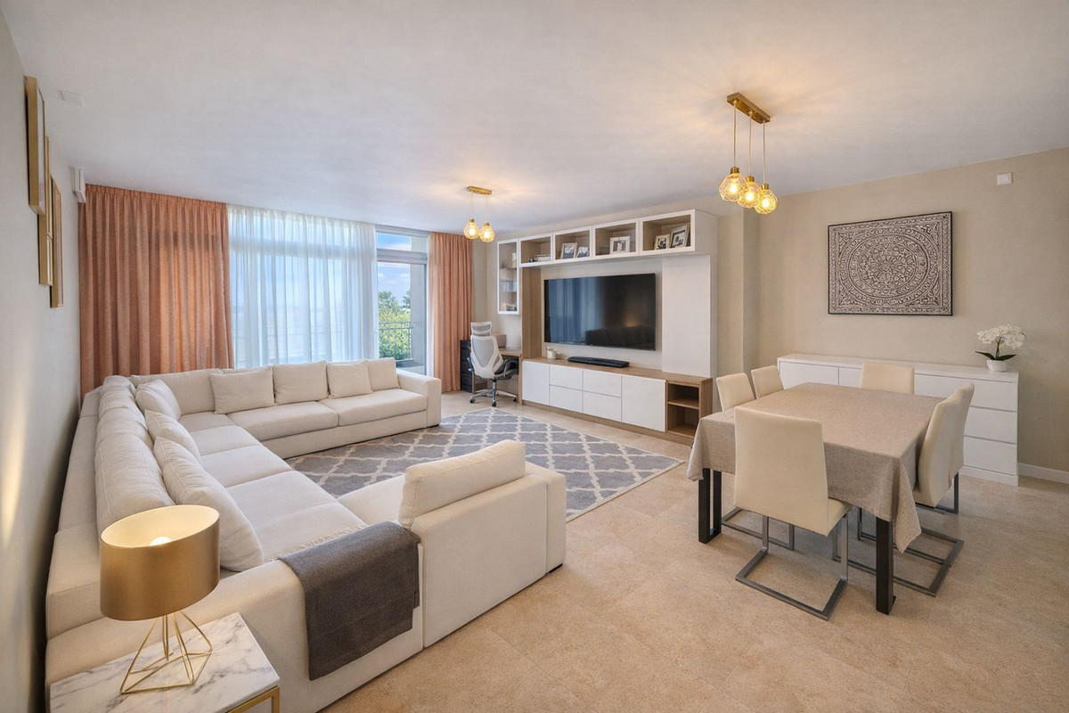 Apartment for sale in Punta Chullera, Málaga, Spain