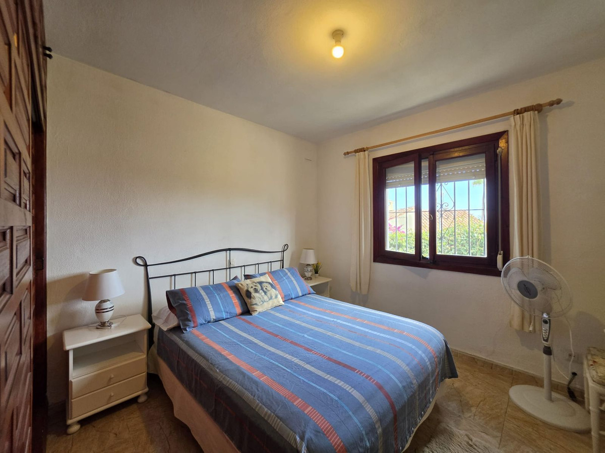 Villa en venta en Estepona