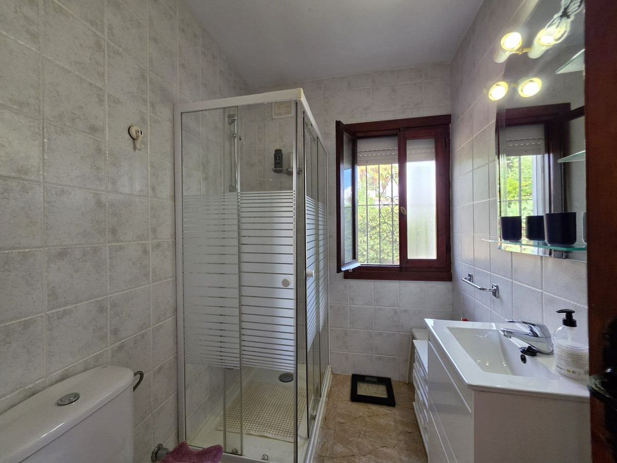 Villa en venta en Estepona
