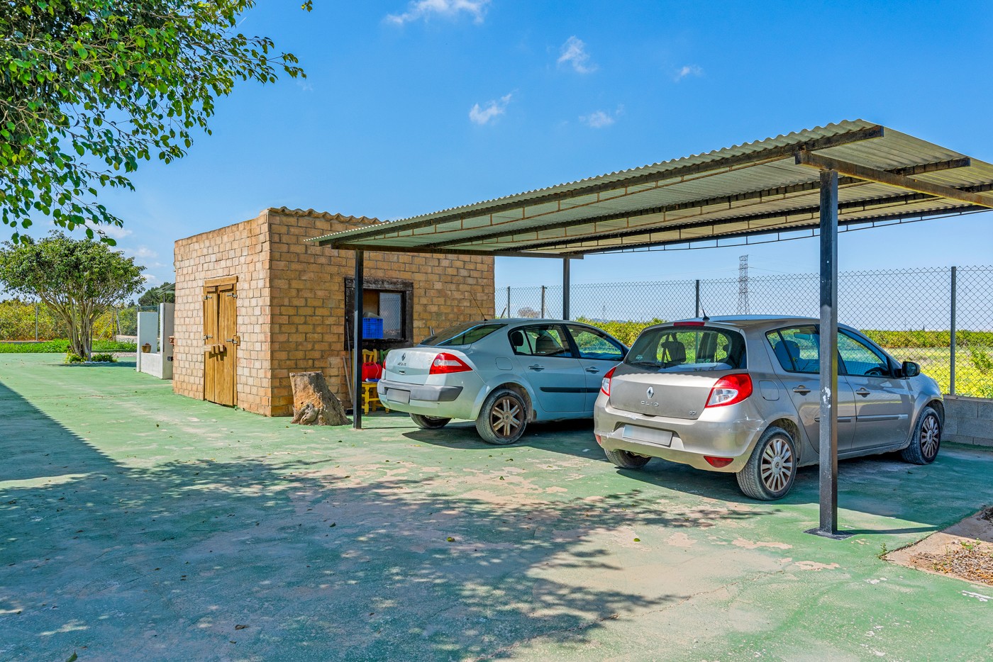 Villa for sale in Los Montesinos, Alicante, Spain