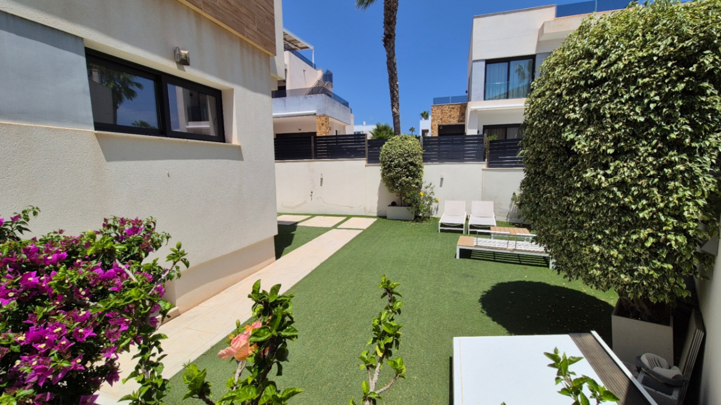 Villa for sale in Torrevieja, Alicante, Spain
