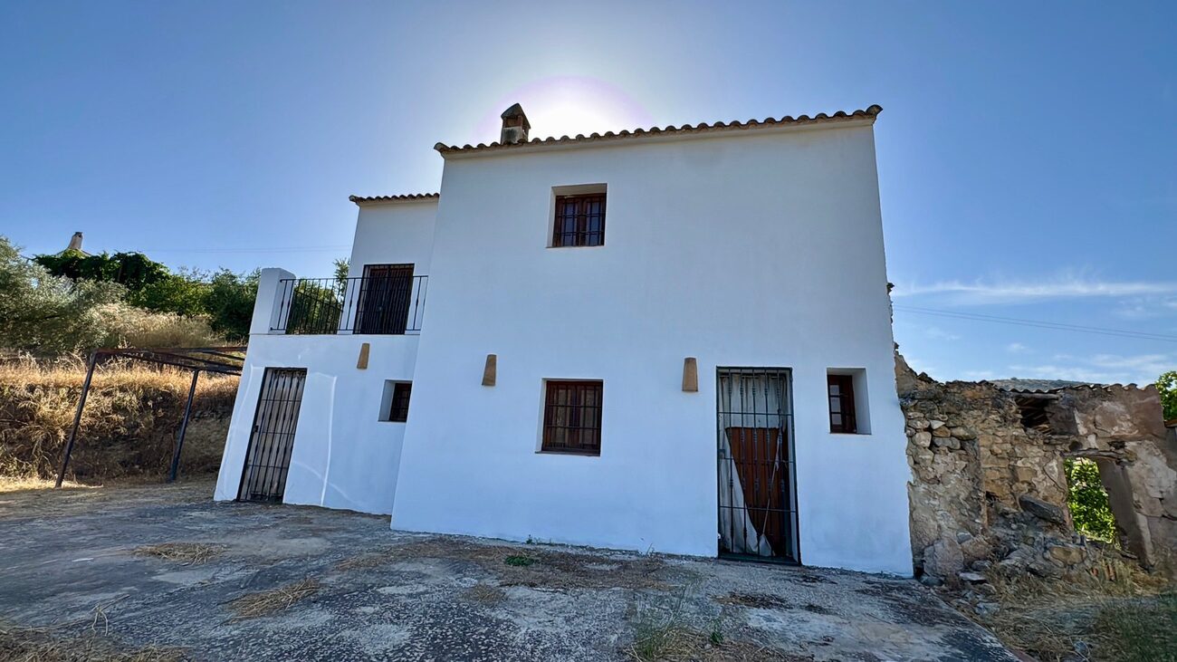 Finca Penthouse for sale in Algarinejo, Granada, Spain