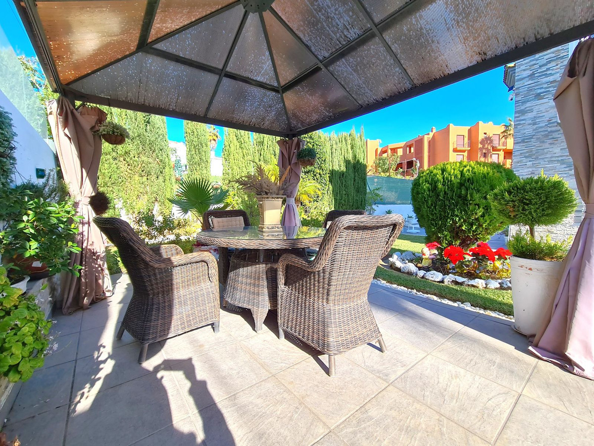 Villa en venta en Estepona