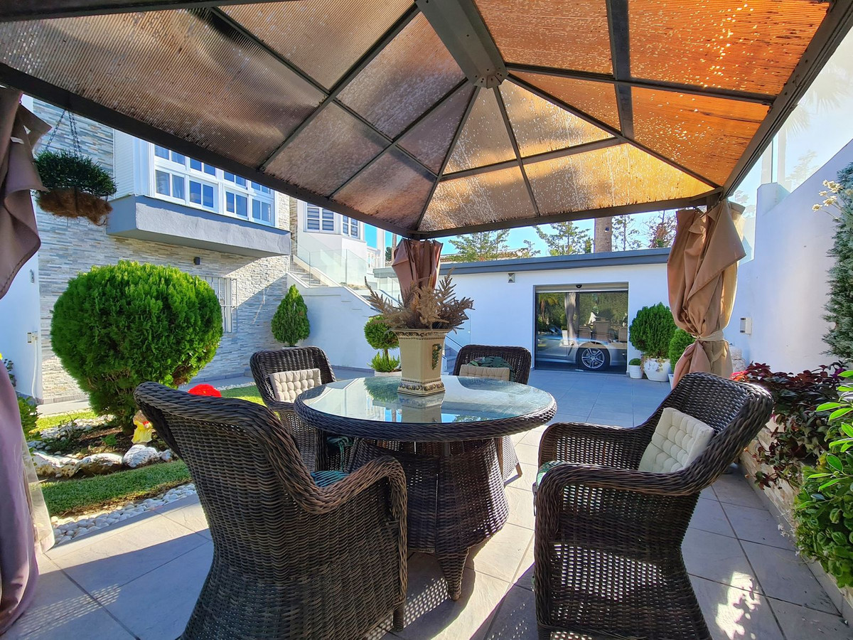 Villa en venta en Estepona