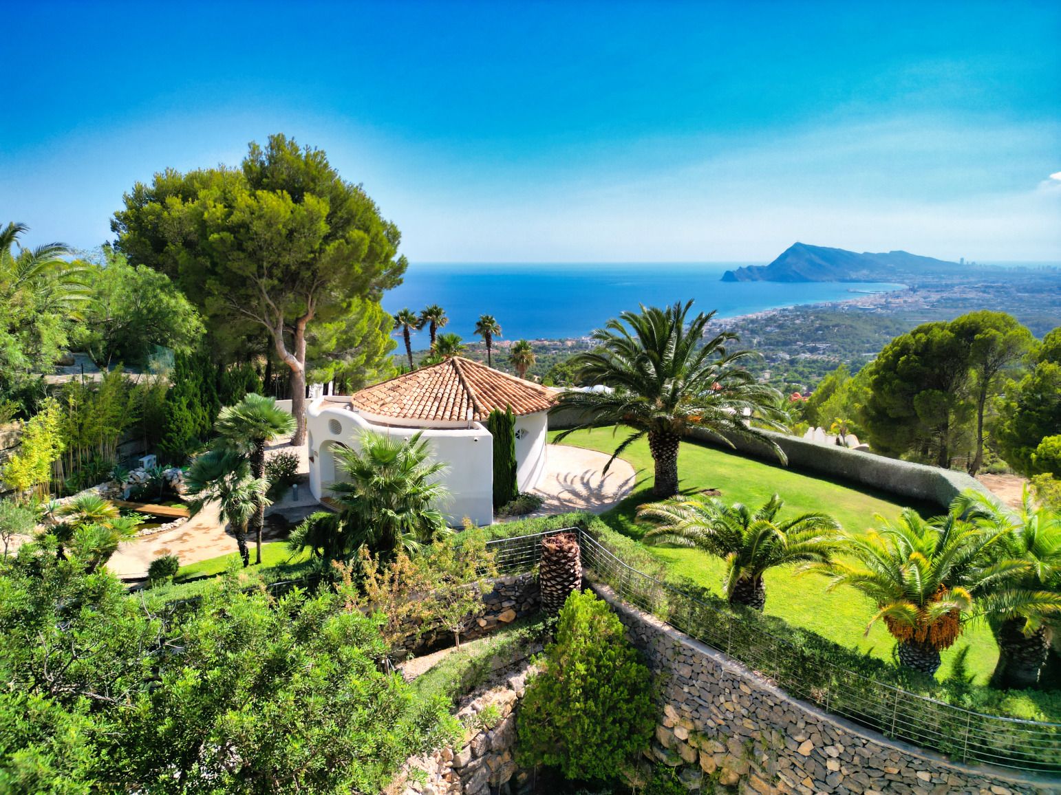 Villa for sale in Altea, Alicante, Spain