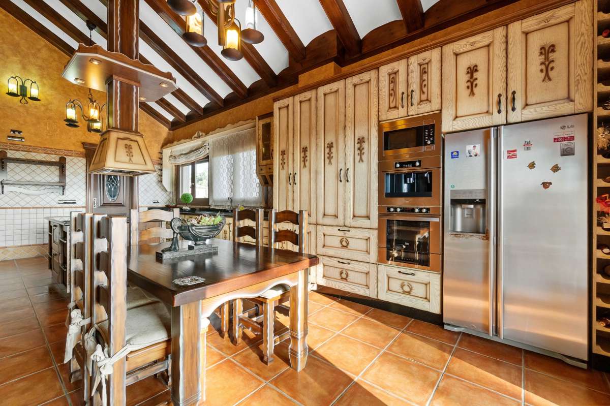 Villa for sale in Molins, Alicante, Spain