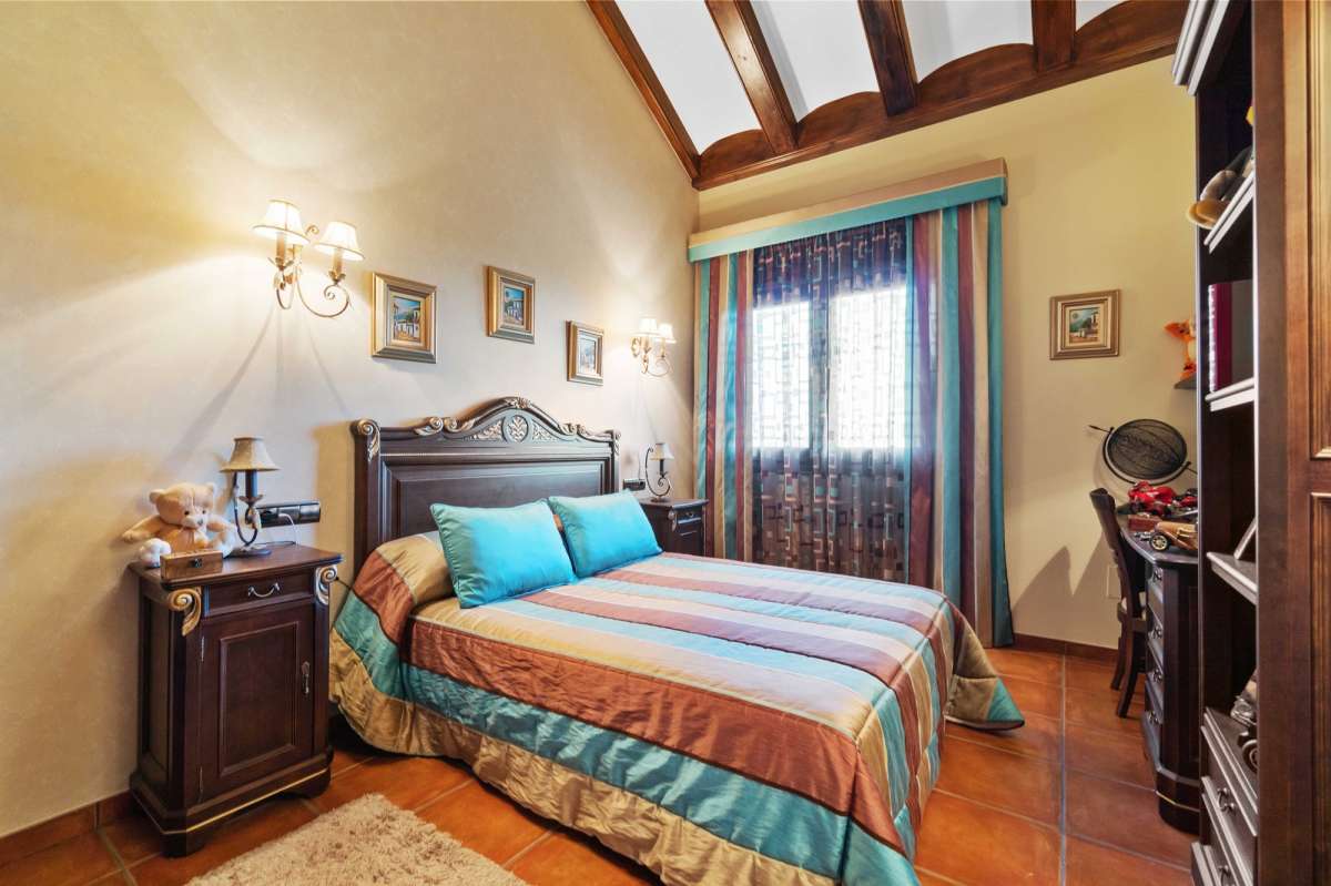 Villa for sale in Molins, Alicante, Spain