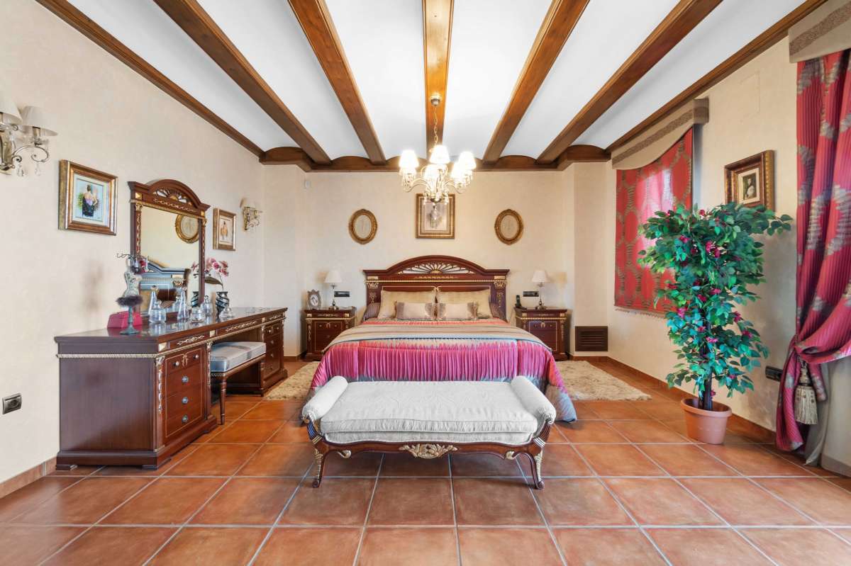 Villa for sale in Molins, Alicante, Spain