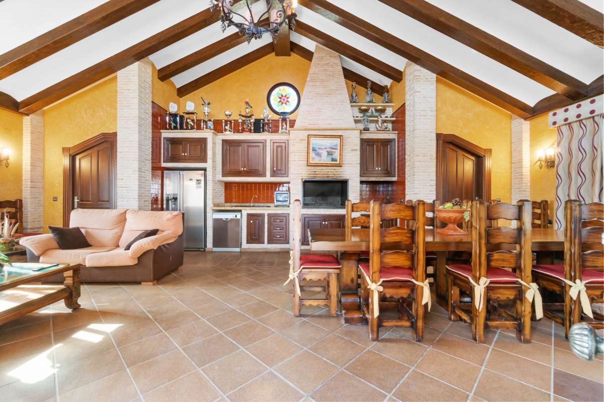 Villa for sale in Molins, Alicante, Spain