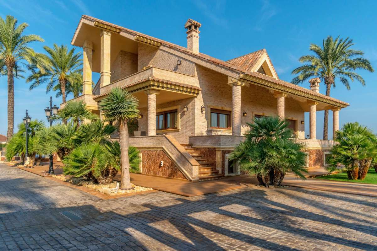 Villa for sale in Molins, Alicante, Spain