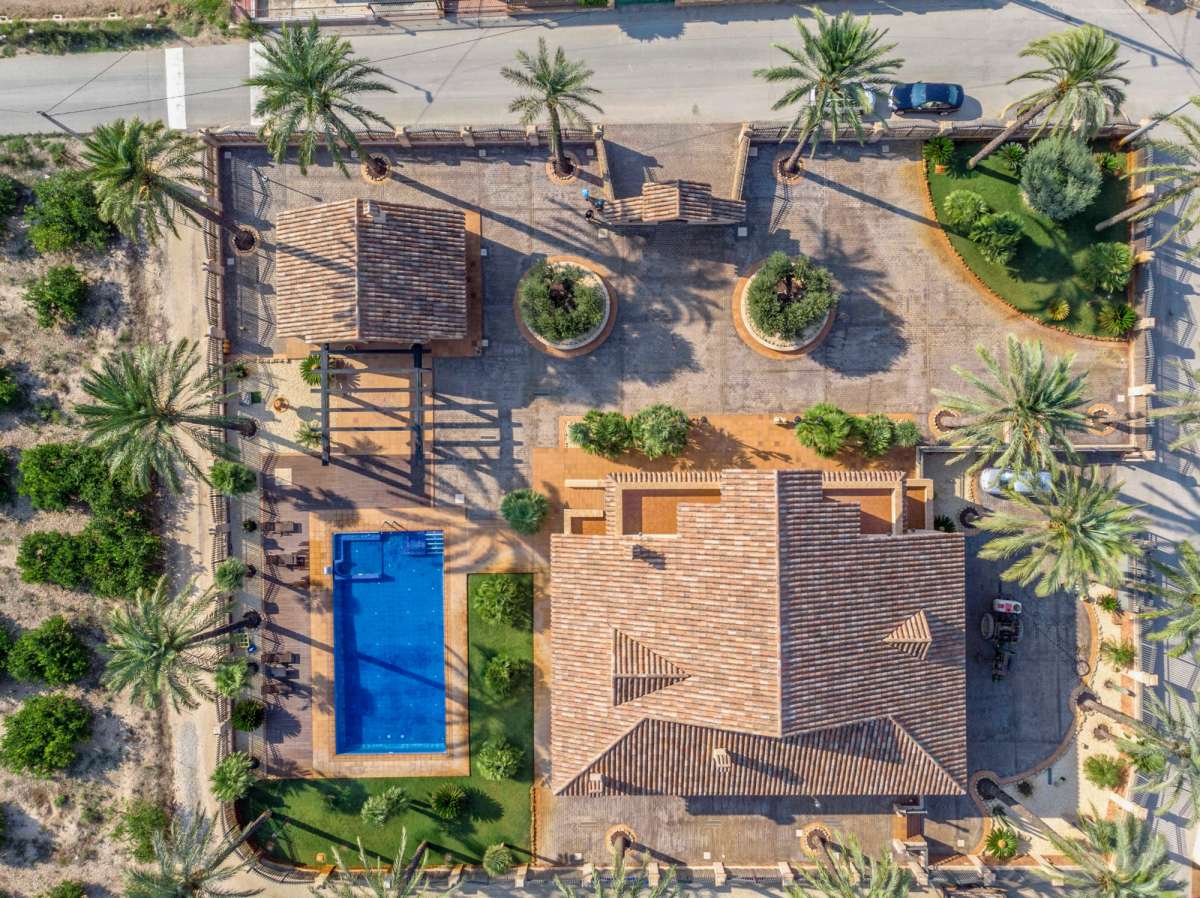 Villa for sale in Molins, Alicante, Spain
