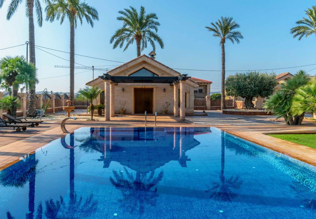 Villa for sale in Molins, Alicante, Spain
