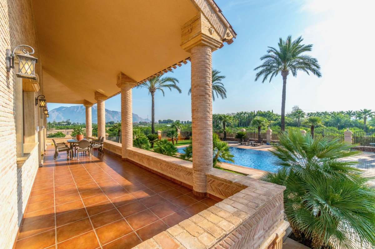 Villa for sale in Molins, Alicante, Spain