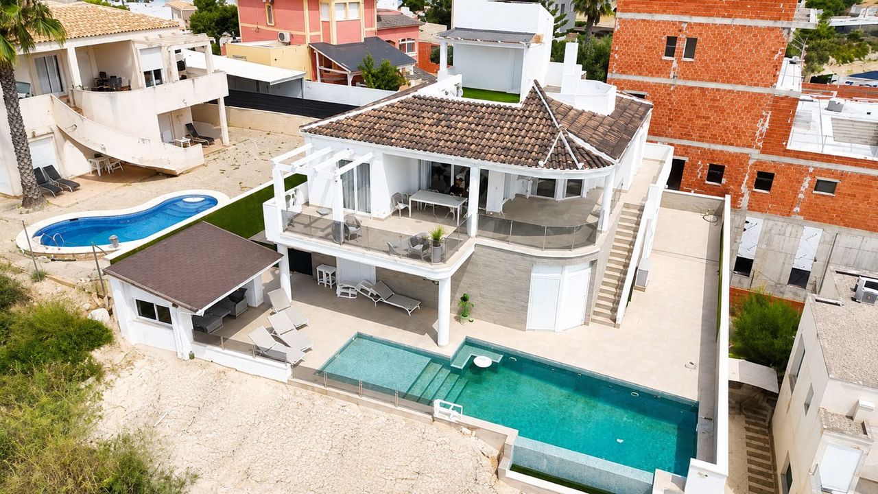 Villa for sale in Ciudad Quesada, Alicante, Spain