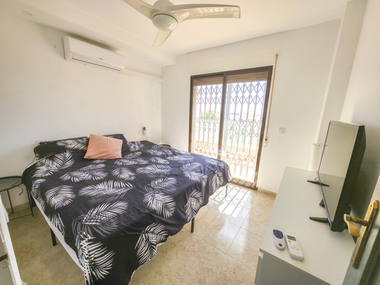 Villa for sale in Villamartin, Alicante, Spain