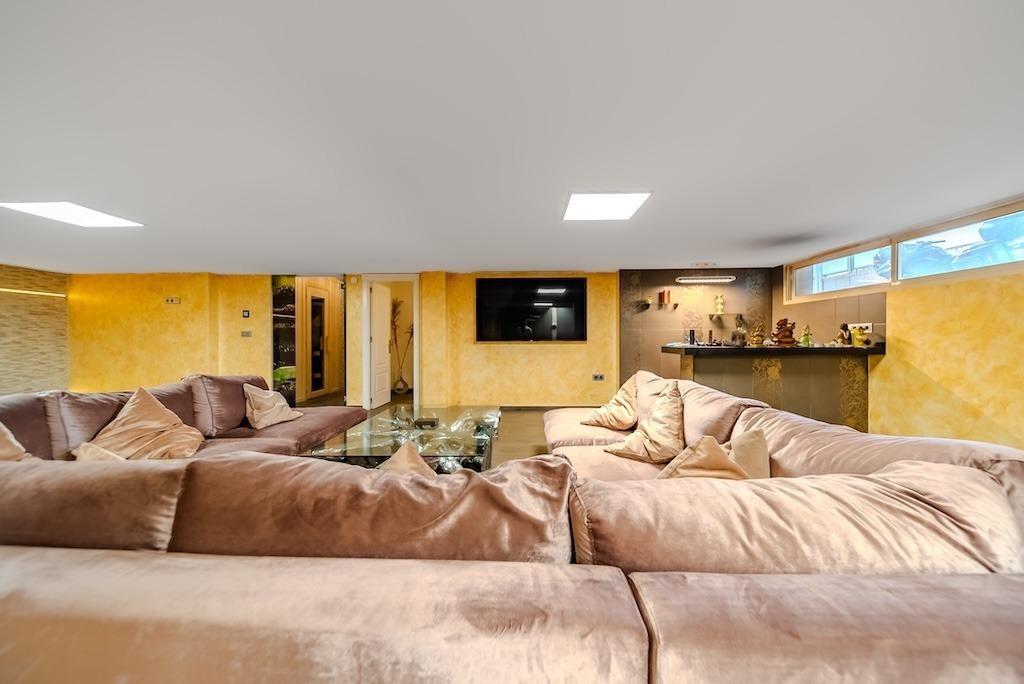 Villa for sale in Torrevieja, Alicante, Spain