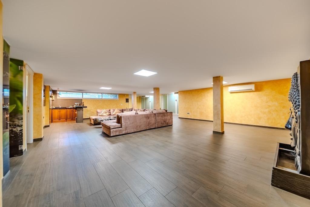 Villa for sale in Torrevieja, Alicante, Spain