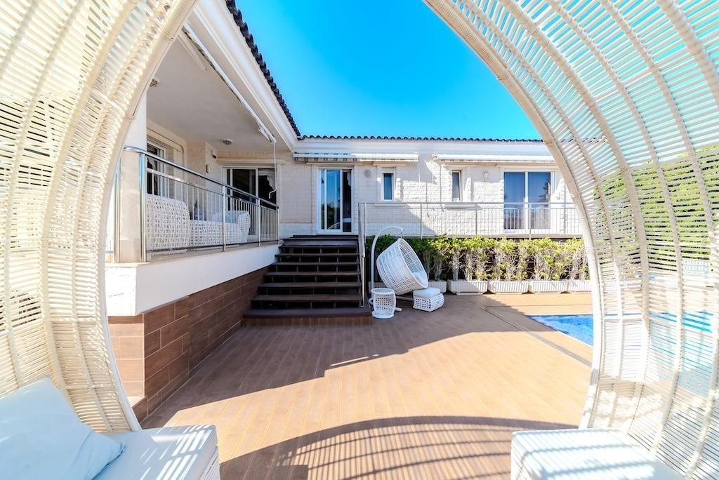 Villa for sale in Torrevieja, Alicante, Spain