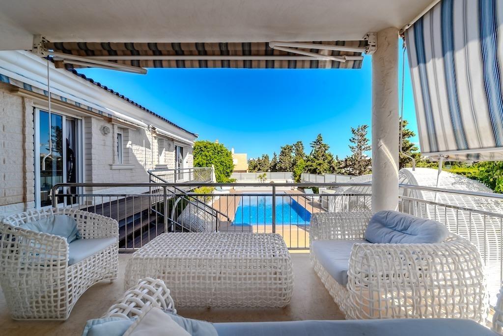 Villa for sale in Torrevieja, Alicante, Spain