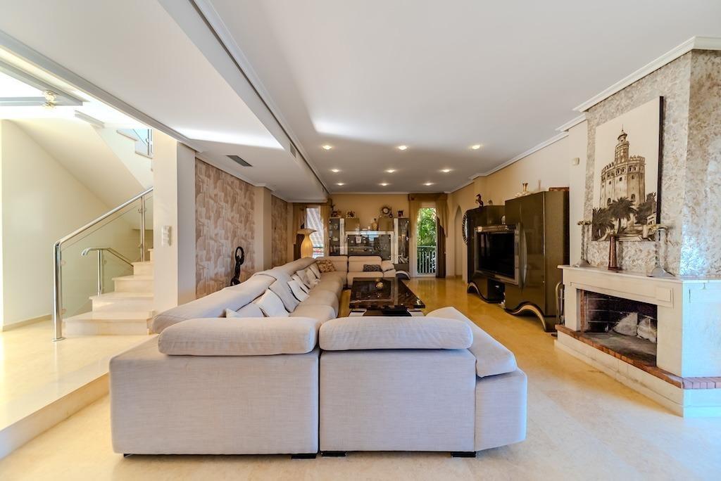 Villa for sale in Torrevieja, Alicante, Spain