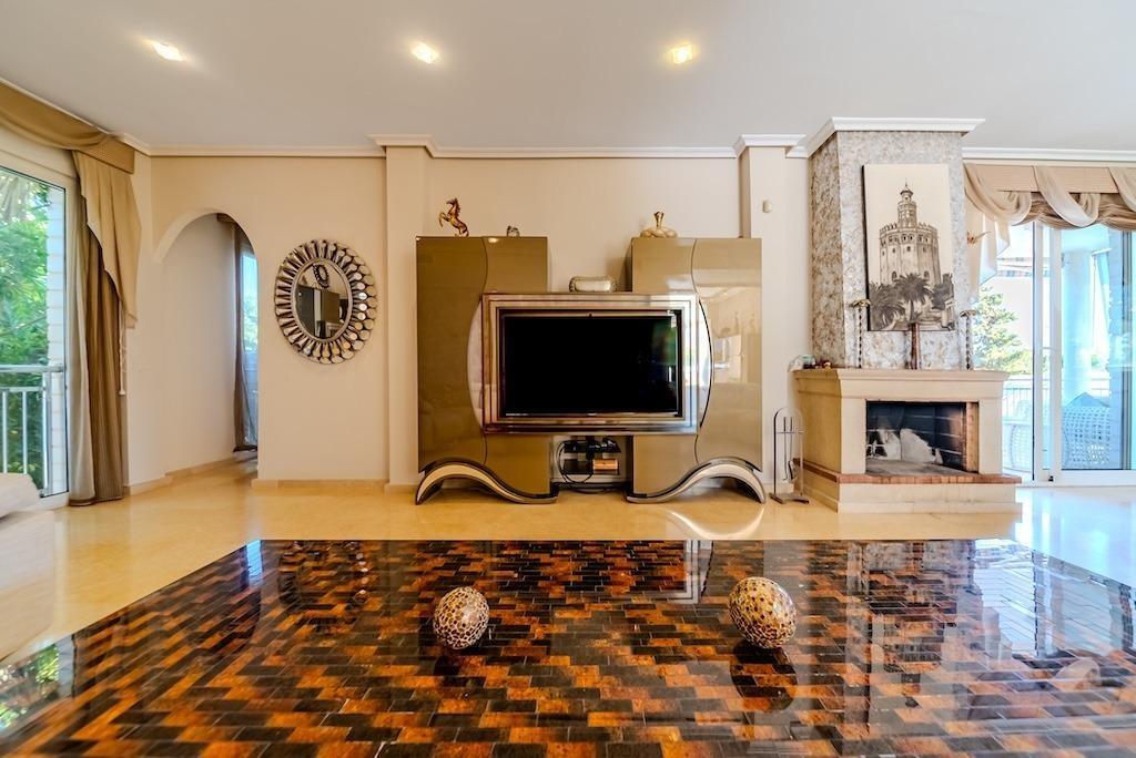 Villa for sale in Torrevieja, Alicante, Spain