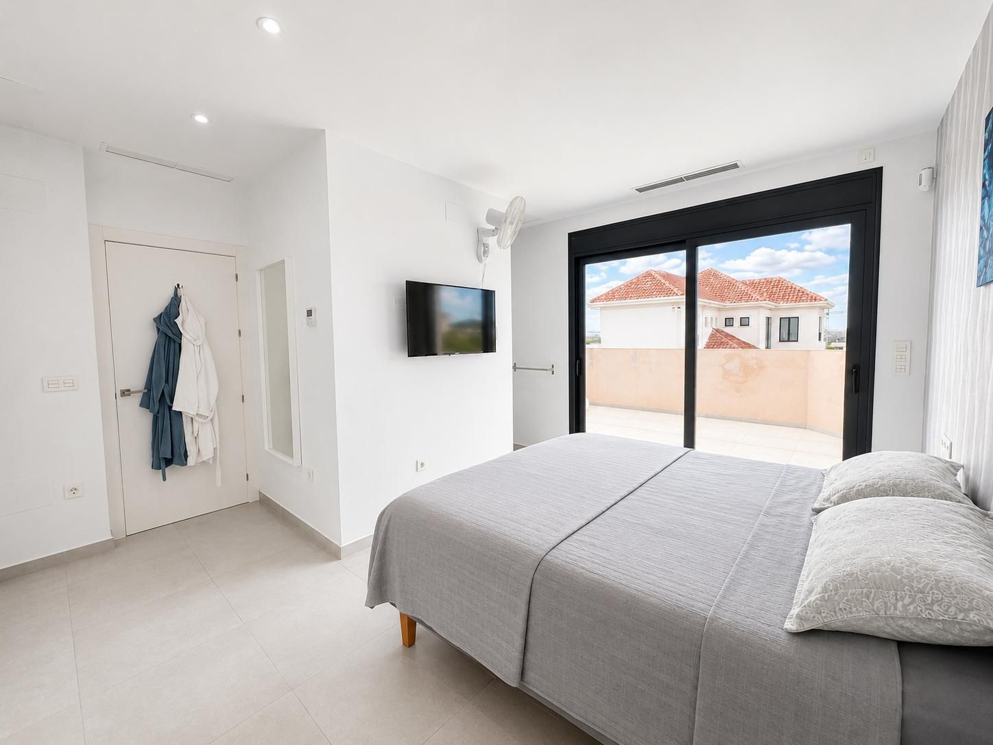 Villa for sale in Benijofar, Alicante, Spain