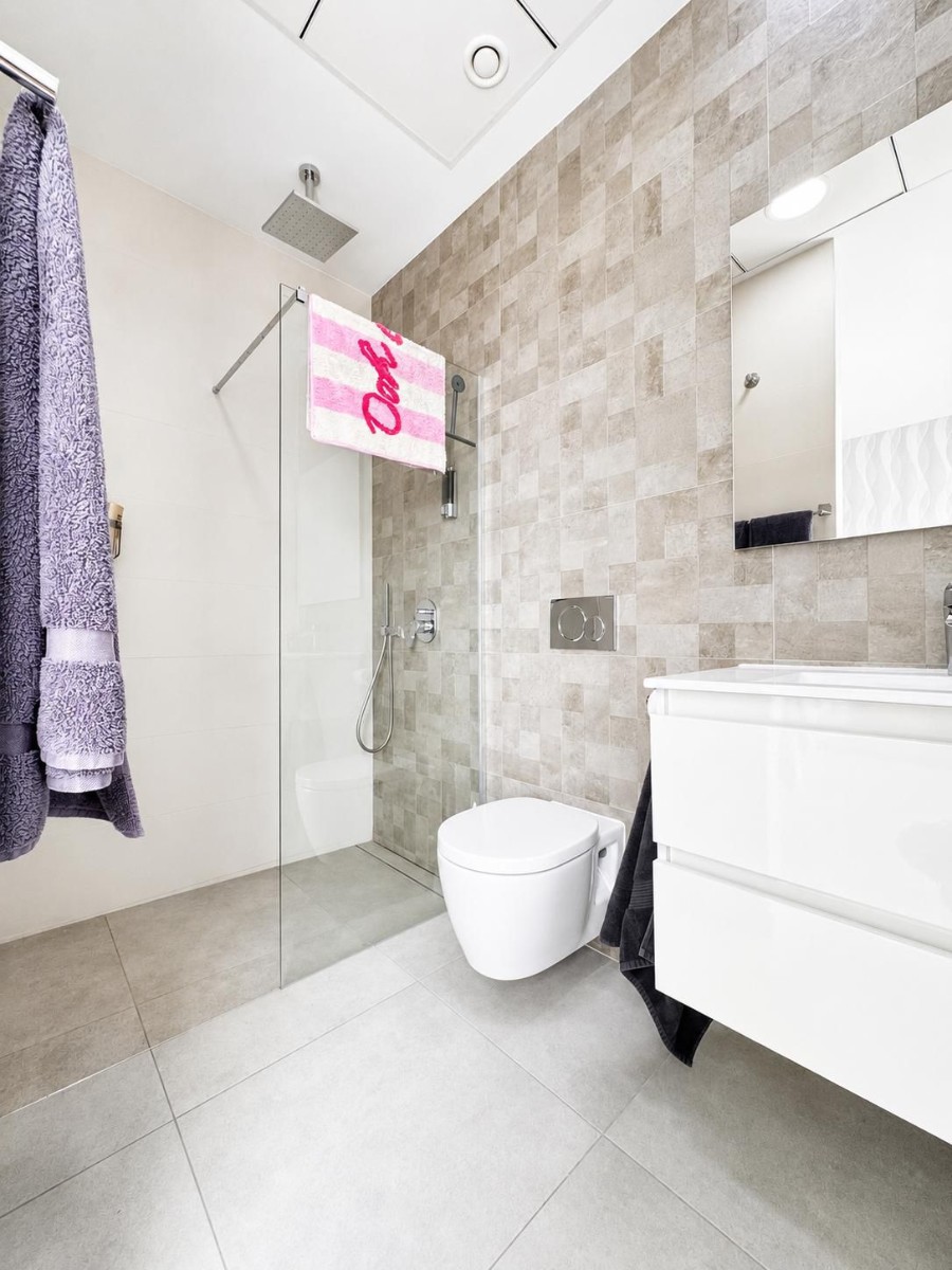 Villa for sale in Benijofar, Alicante, Spain