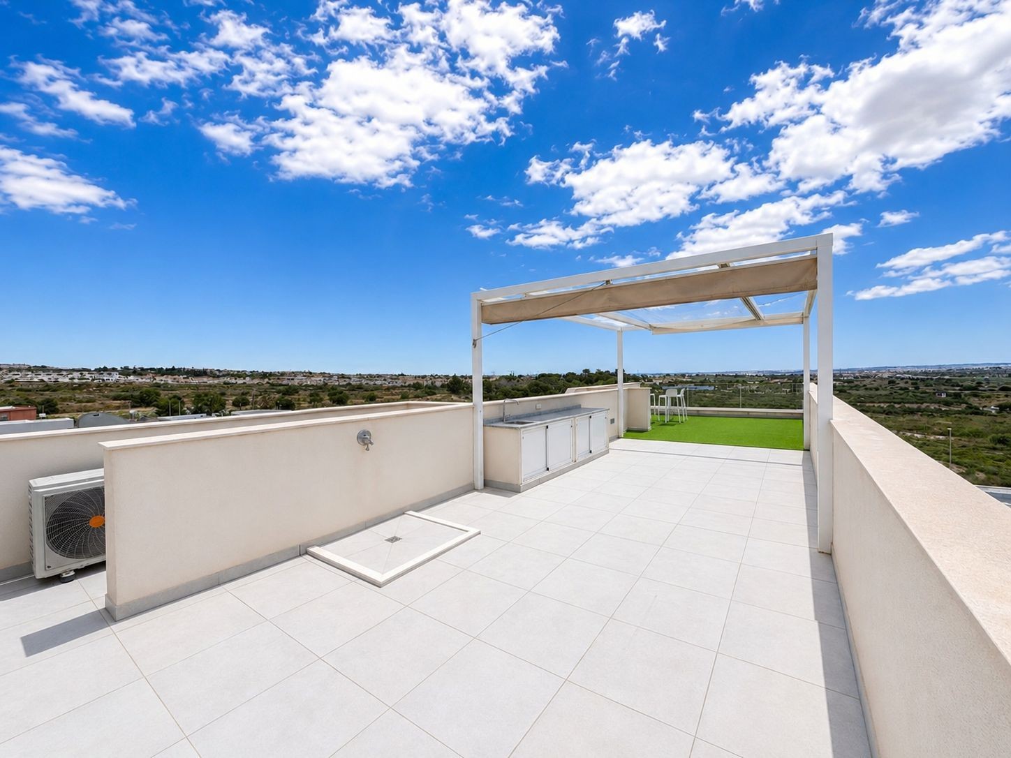 Villa for sale in Benijofar, Alicante, Spain