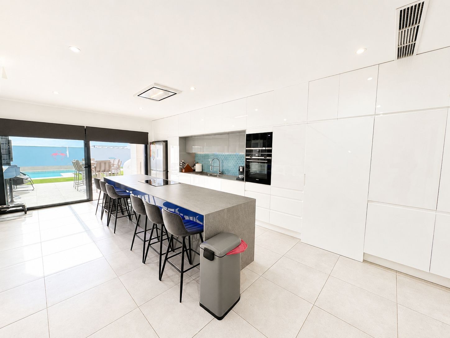Villa for sale in Benijofar, Alicante, Spain