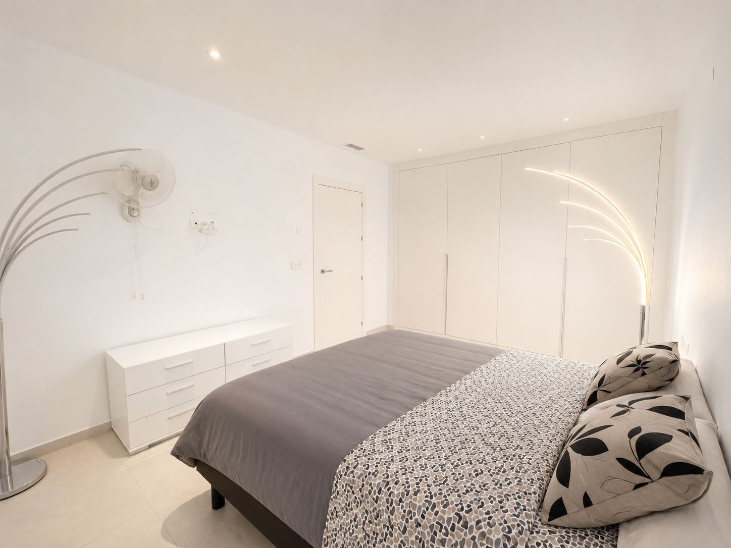 Villa for sale in Benijofar, Alicante, Spain