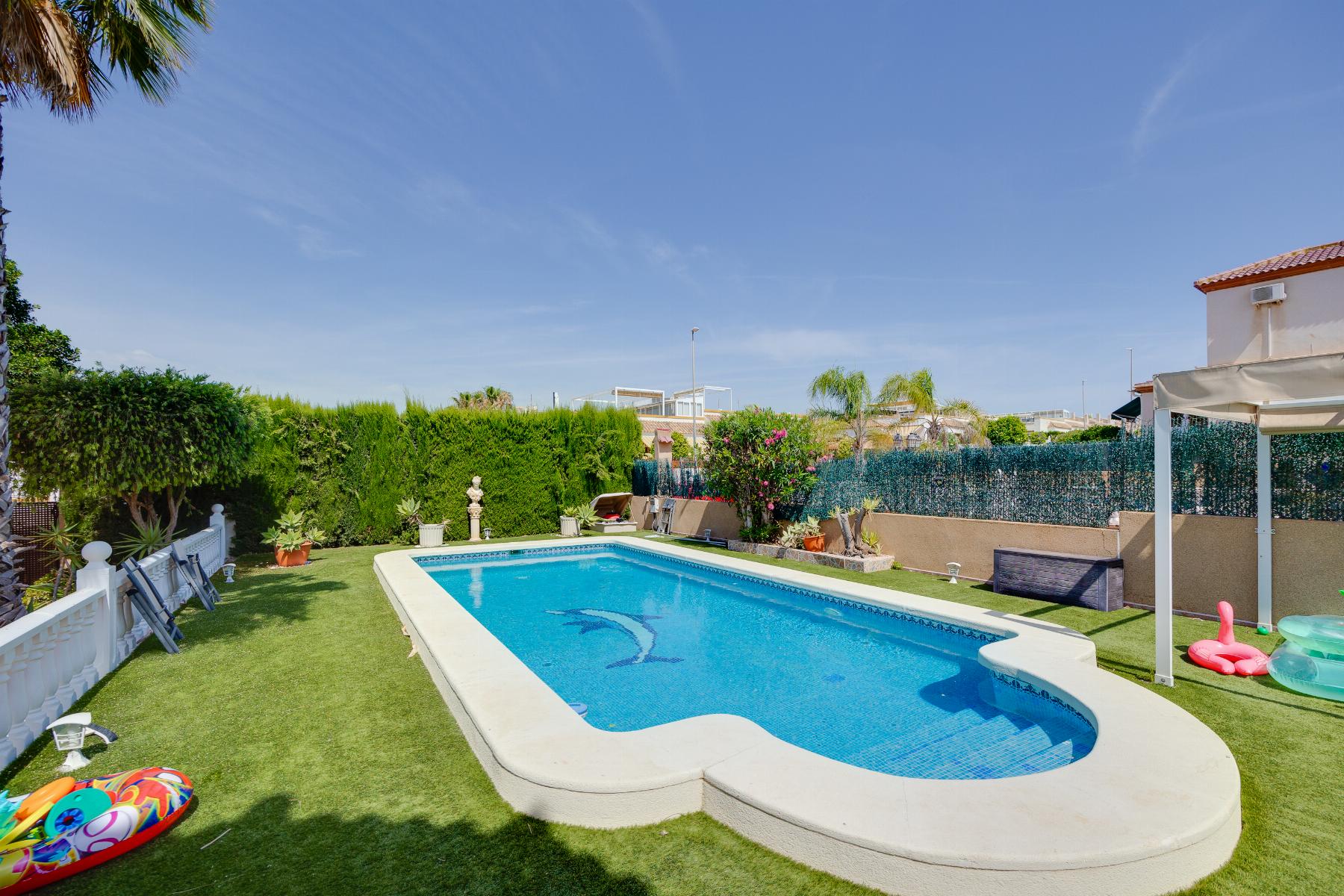 Villa for sale in San Fulgencio, Alicante, Spain