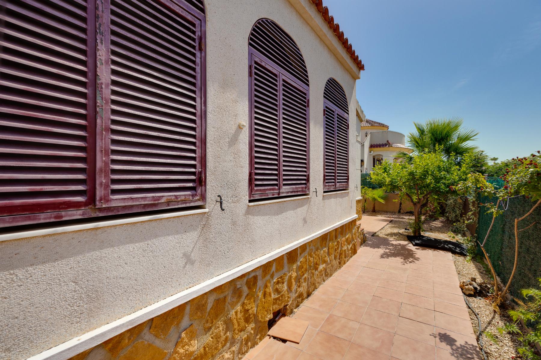 Villa for sale in San Fulgencio, Alicante, Spain
