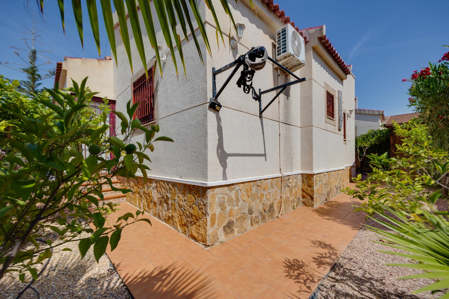 Villa for sale in San Fulgencio, Alicante, Spain