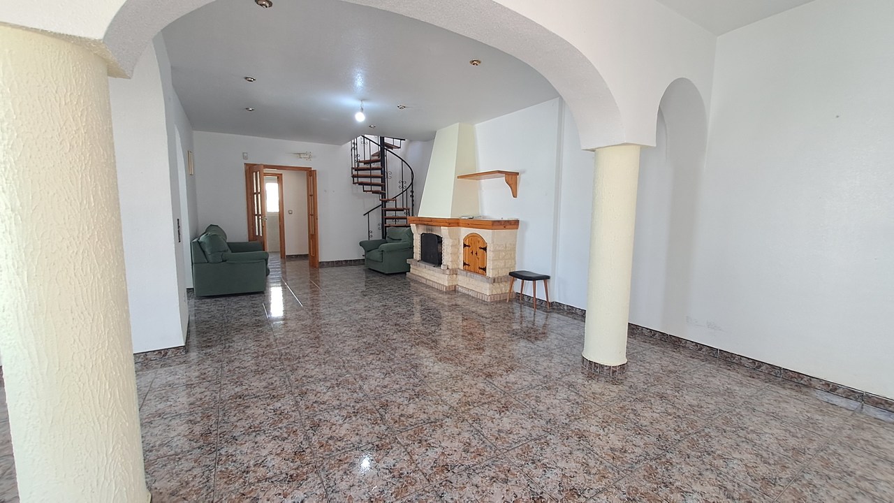 Villa en venta en Villamartin