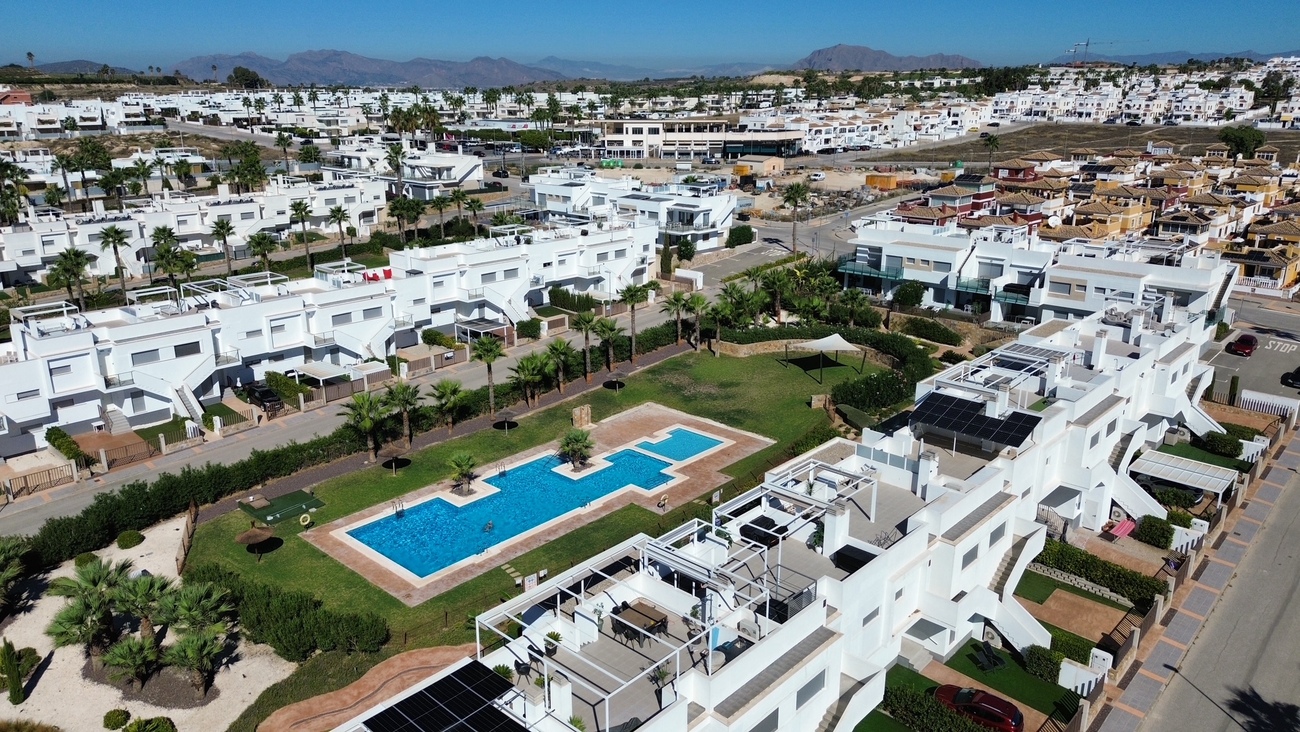 Apartment for sale in Vistabella Golf Entre Naranjos, Alicante, Spain