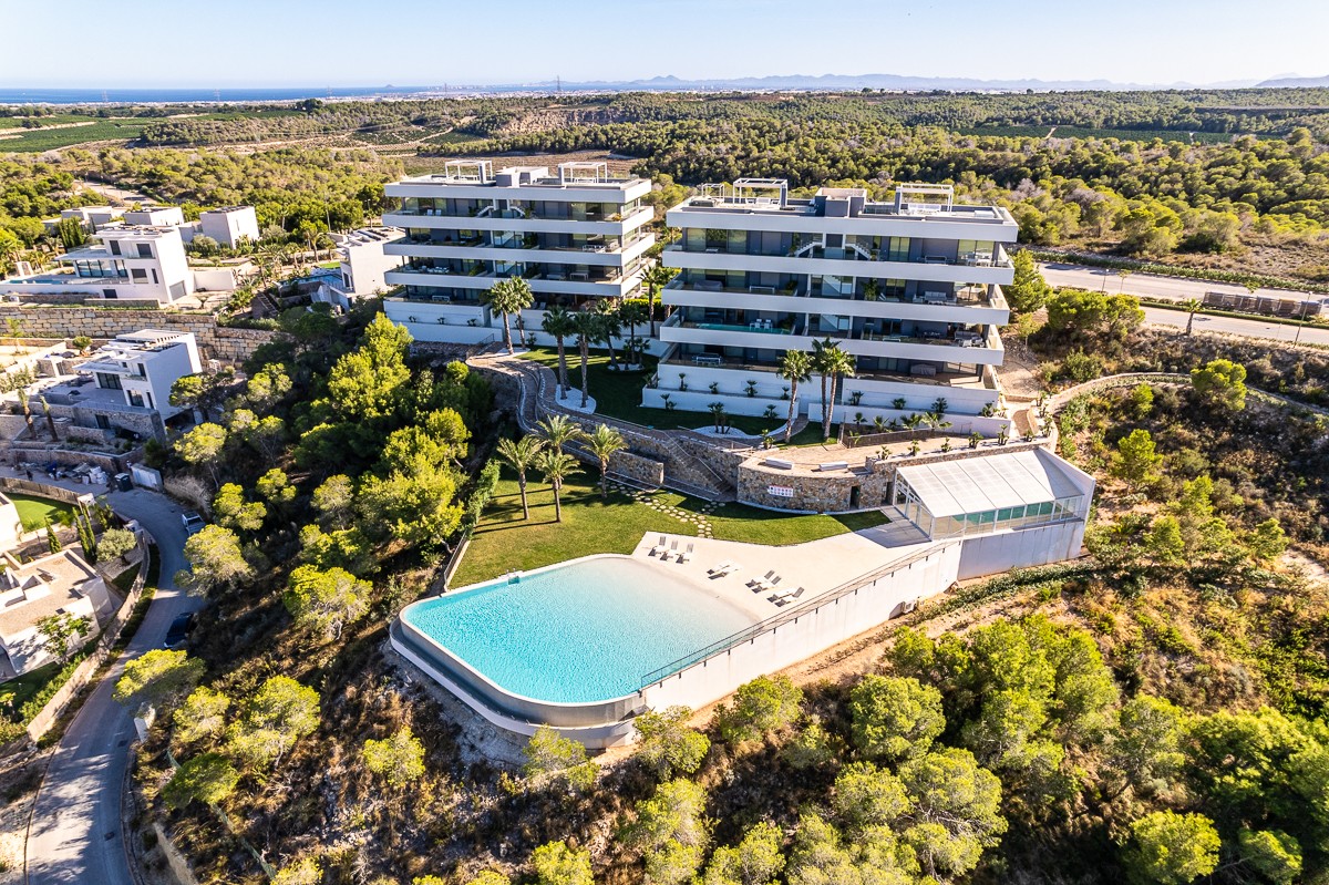 Apartment for sale in Las Colinas Golf, Alicante, Spain